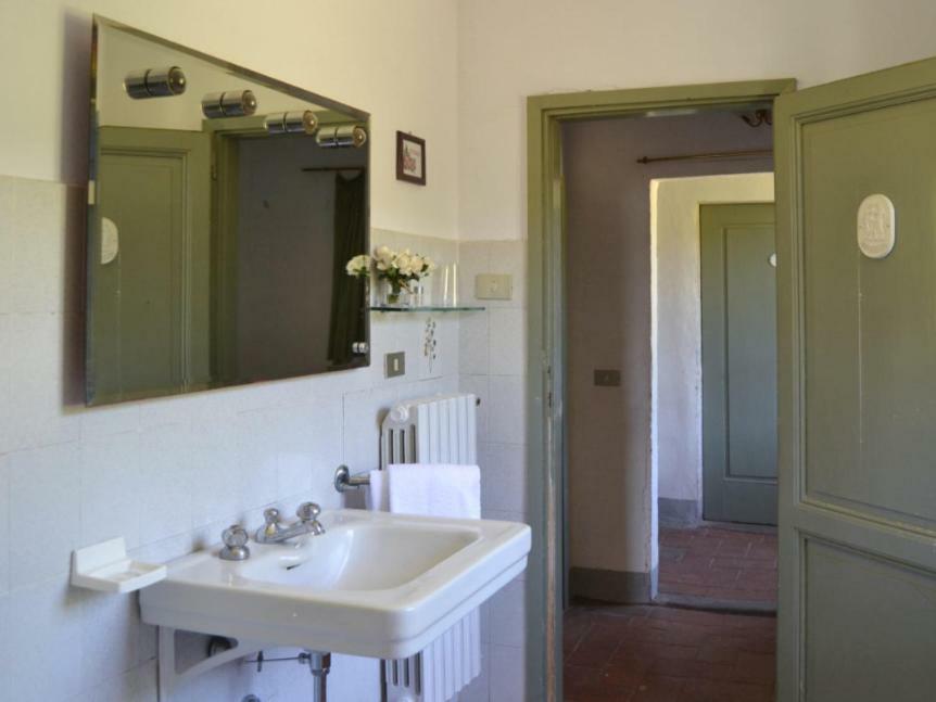 Locanda Di Praticino Rufina Eksteriør bilde